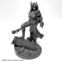 Reaper Bones Black: Yephima, Cloud Giant (Huge) (44180)